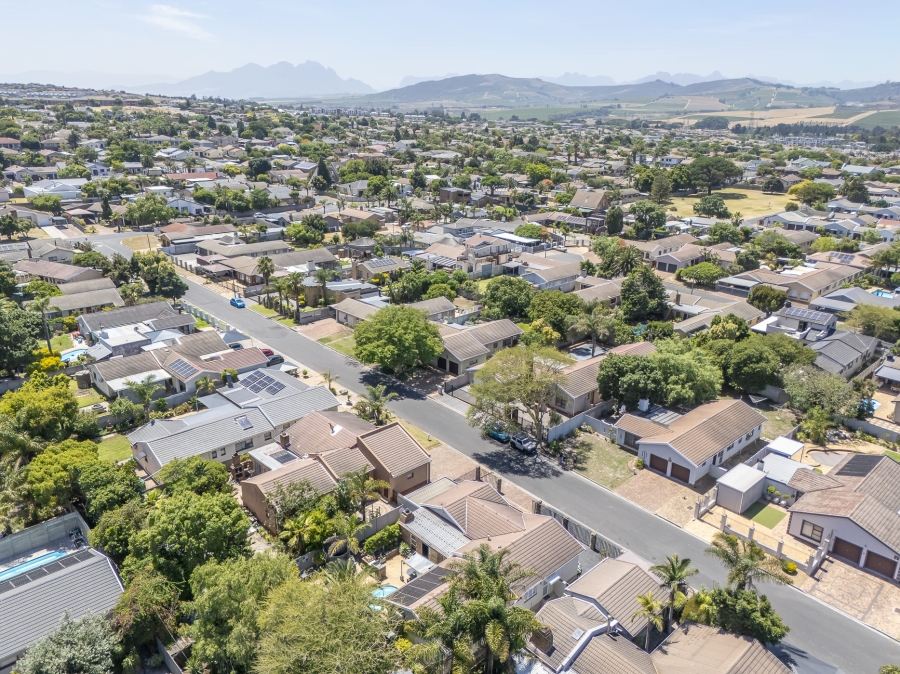 3 Bedroom Property for Sale in Protea Heights Western Cape